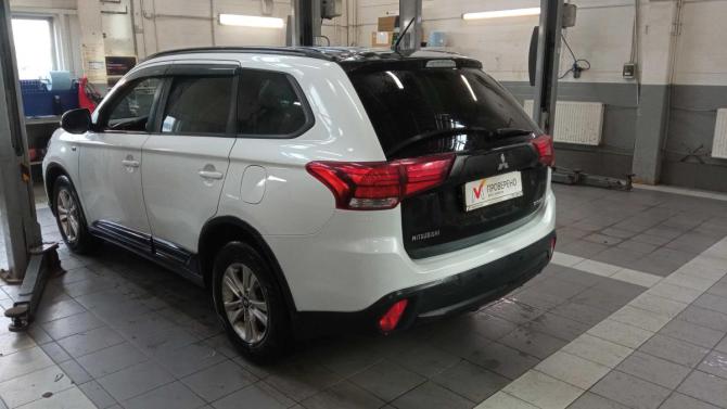 Mitsubishi Outlander III Рестайлинг 2 с пробегом 2016 года, цена 1 480 000 рублей, 183494 км, внедорожник, Автокод Объявления