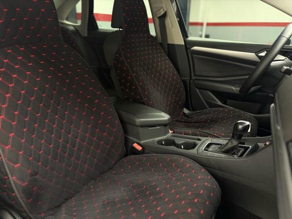 Volkswagen Jetta VII с пробегом 2018 года, цена 1 650 000 рублей, 128230 км, седан, Автокод Объявления