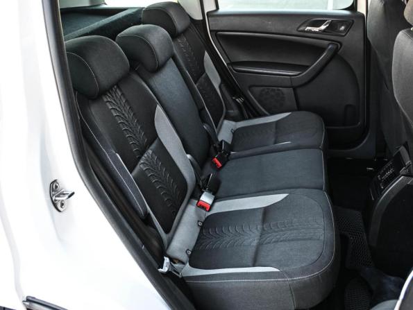 Skoda Yeti I Рестайлинг с пробегом 2015 года, цена 1 014 000 рублей, 191540 км, внедорожник, Автокод Объявления