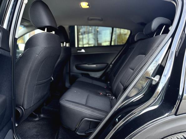 Kia Sportage IV Рестайлинг с пробегом 2021 года, цена 2 650 000 рублей, 92527 км, внедорожник, Автокод Объявления