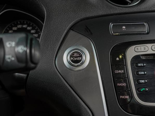 Ford Mondeo IV Рестайлинг с пробегом 2012 года, цена 839 000 рублей, 215283 км, седан, Автокод Объявления