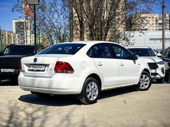 Volkswagen Polo V с пробегом 2013 года, цена 599 000 рублей, 226000 км, седан, Автокод Объявления