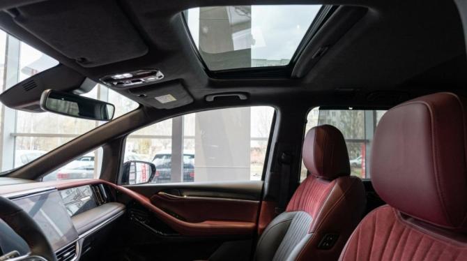 GAC M8 с пробегом 2024 года, цена 4 490 000 рублей, 33000 км, минивэн, Автокод Объявления