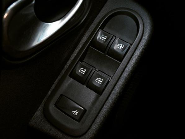 Renault Duster I Рестайлинг с пробегом 2018 года, цена 1 560 000 рублей, 85231 км, внедорожник, Автокод Объявления