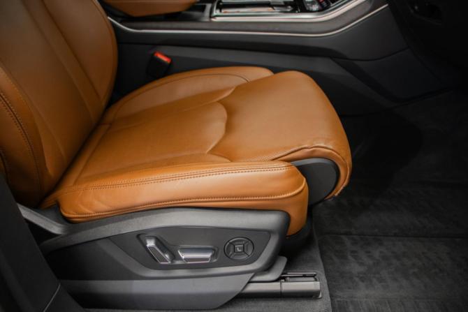 Audi Q8 I (4M) с пробегом 2019 года, цена 6 749 000 рублей, 51236 км, внедорожник, Автокод Объявления
