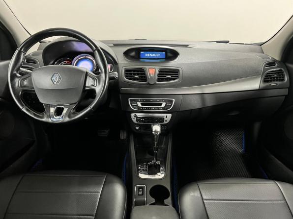 Renault Fluence I Рестайлинг с пробегом 2016 года, цена 900 000 рублей, 141000 км, седан, Автокод Объявления
