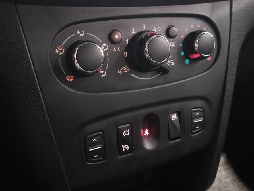 Renault Logan II Санкт-Петербург  - изображение 12