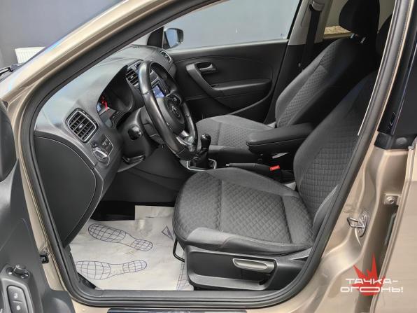 Volkswagen Polo V Рестайлинг с пробегом 2018 года, цена 1 130 000 рублей, 123000 км, седан, Автокод Объявления