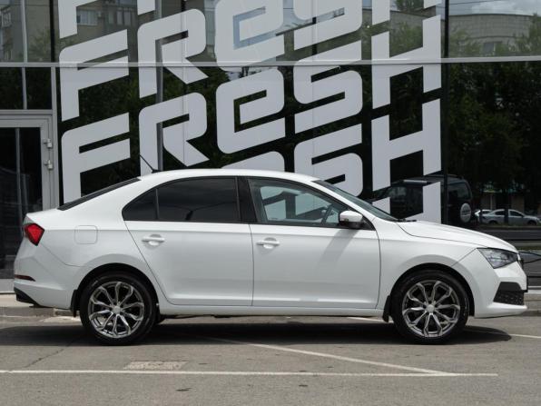 Skoda Rapid II с пробегом 2022 года, цена 1 440 000 рублей, 102000 км, лифтбек, Автокод Объявления