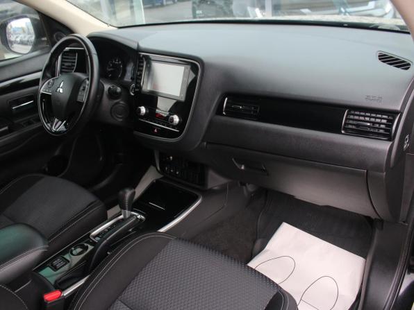 Mitsubishi Outlander III Рестайлинг 3 с пробегом 2020 года, цена 2 200 000 рублей, 68733 км, внедорожник, Автокод Объявления