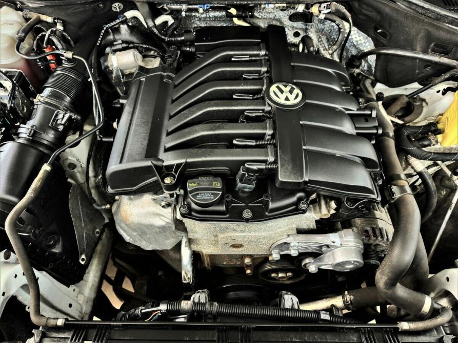 Volkswagen Touareg II Рестайлинг Москва  - изображение 17