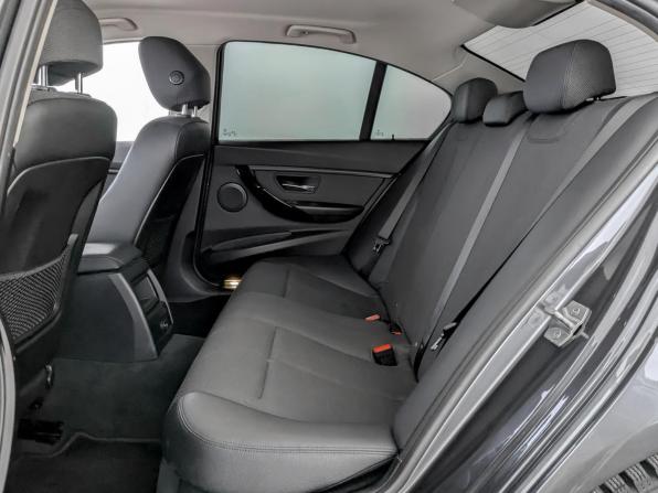 BMW 3 серии VI (F3x) Рестайлинг с пробегом 2018 года, цена 2 780 000 рублей, 52855 км, седан, Автокод Объявления