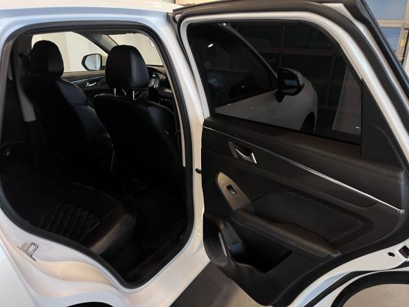 Haval Jolion I с пробегом 2023 года, цена 1 875 000 рублей, 45727 км, внедорожник, Автокод Объявления