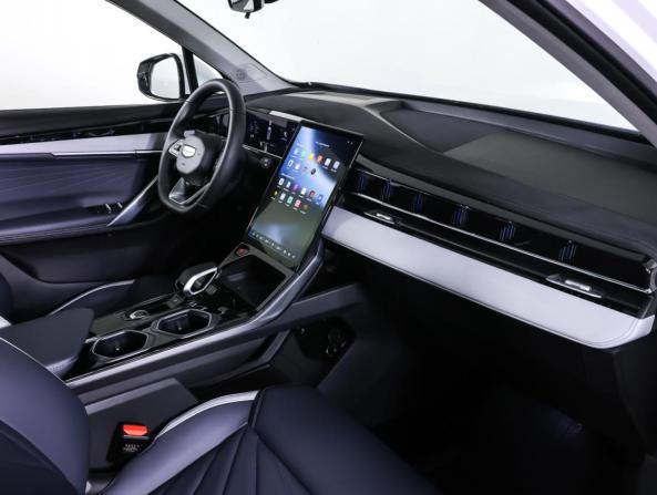 Geely Atlas II с пробегом 2025 года, цена 3 164 000 рублей, 3221 км, внедорожник, Автокод Объявления