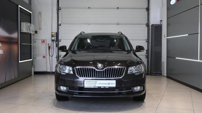 Skoda Superb II Рестайлинг с пробегом 2013 года, цена 1 450 000 рублей, 131371 км, универсал, Автокод Объявления