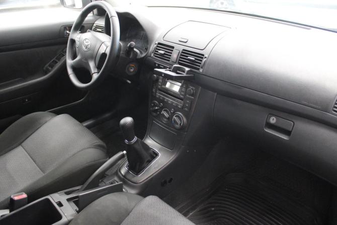 Toyota Avensis II Рестайлинг с пробегом 2006 года, цена 846 000 рублей, 240000 км, седан, Автокод Объявления