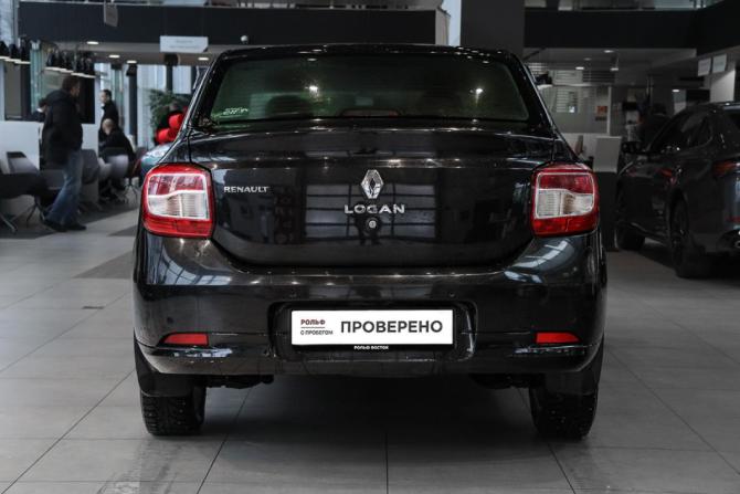 Renault Logan II с пробегом 2016 года, цена 750 000 рублей, 201984 км, седан, Автокод Объявления