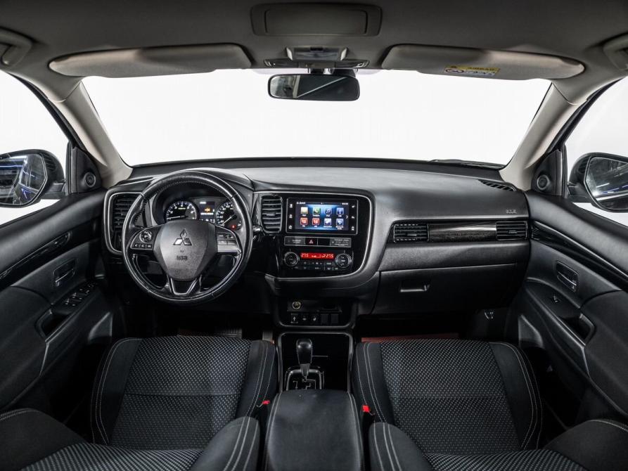 Mitsubishi Outlander III Рестайлинг 3 Иркутск  - изображение 8