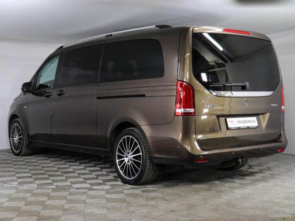 Mercedes-Benz V-Класс III (W447) с пробегом 2017 года, цена 4 250 000 рублей, 201005 км, минивэн, Автокод Объявления
