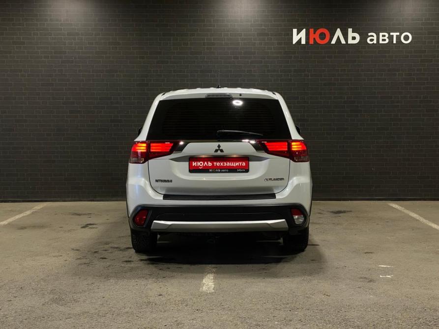 Mitsubishi Outlander III Рестайлинг 2 Челябинск  - изображение 6