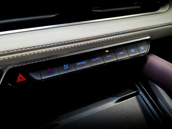 Geely Monjaro I с пробегом 2023 года, цена 2 990 000 рублей, 32068 км, внедорожник, Автокод Объявления