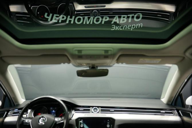 Volkswagen Passat B8 с пробегом 2018 года, цена 2 580 000 рублей, 105513 км, седан, Автокод Объявления