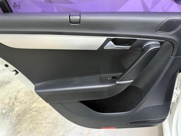 Volkswagen Passat B7 с пробегом 2013 года, цена 1 190 000 рублей, 126616 км, седан, Автокод Объявления
