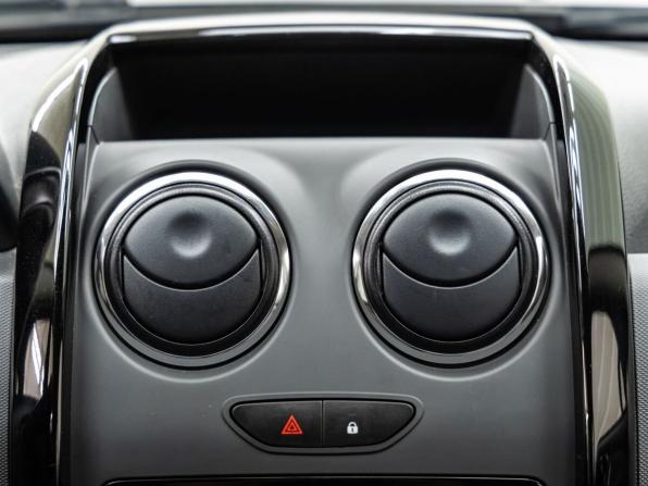 Renault Duster I Рестайлинг с пробегом 2019 года, цена 1 398 000 рублей, 100769 км, внедорожник, Автокод Объявления