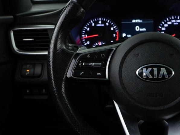 Kia Optima IV Рестайлинг с пробегом 2018 года, цена 2 119 050 рублей, 137607 км, седан, Автокод Объявления