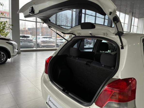 Toyota Vitz II (XP90) с пробегом 2009 года, цена 645 000 рублей, 173000 км, хэтчбек, Автокод Объявления