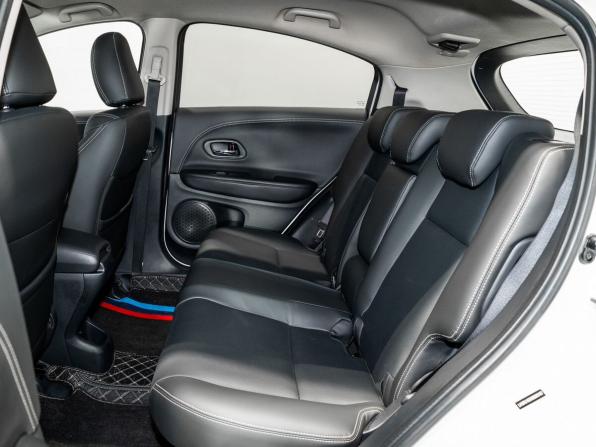 Honda Vezel I Рестайлинг с пробегом 2021 года, цена 1 950 000 рублей, 65490 км, внедорожник, Автокод Объявления
