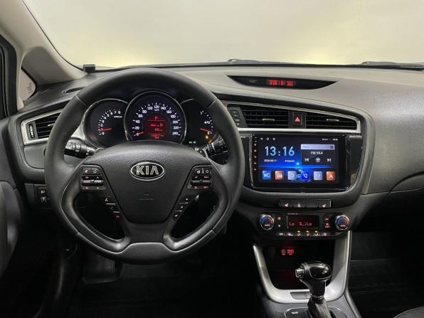 Kia Ceed II Рестайлинг с пробегом 2017 года, цена 1 260 000 рублей, 153194 км, хэтчбек, Автокод Объявления