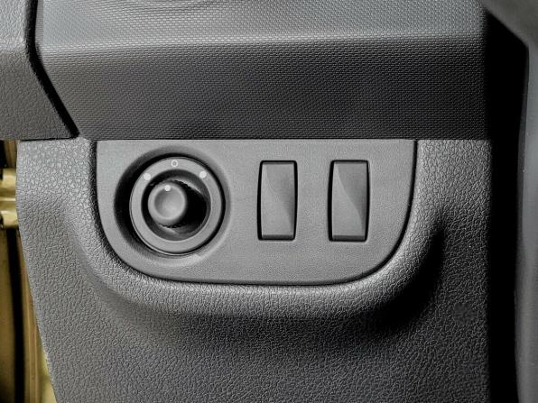Renault Sandero II с пробегом 2016 года, цена 1 020 000 рублей, 90481 км, хэтчбек, Автокод Объявления