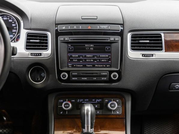 Volkswagen Touareg II Рестайлинг с пробегом 2015 года, цена 3 098 000 рублей, 142352 км, внедорожник, Автокод Объявления