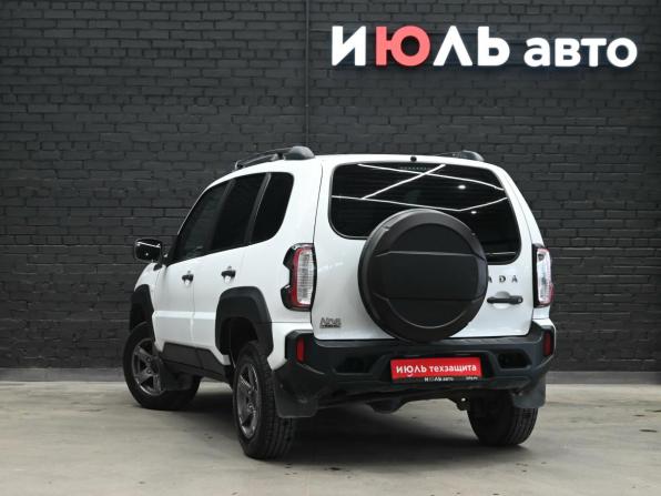 Lada (ВАЗ) Niva Travel I с пробегом 2023 года, цена 980 000 рублей, 65728 км, внедорожник, Автокод Объявления