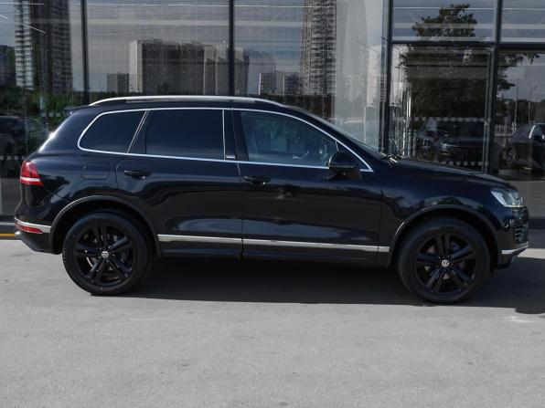 Volkswagen Touareg II Рестайлинг с пробегом 2017 года, цена 3 349 000 рублей, 173872 км, внедорожник, Автокод Объявления