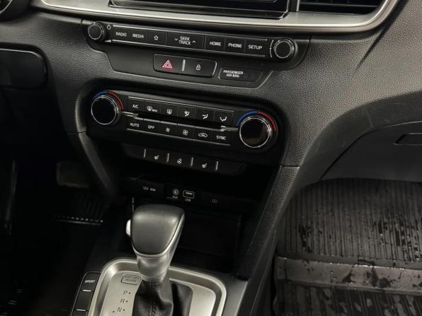 Kia Ceed III с пробегом 2019 года, цена 1 580 000 рублей, 110695 км, универсал, Автокод Объявления