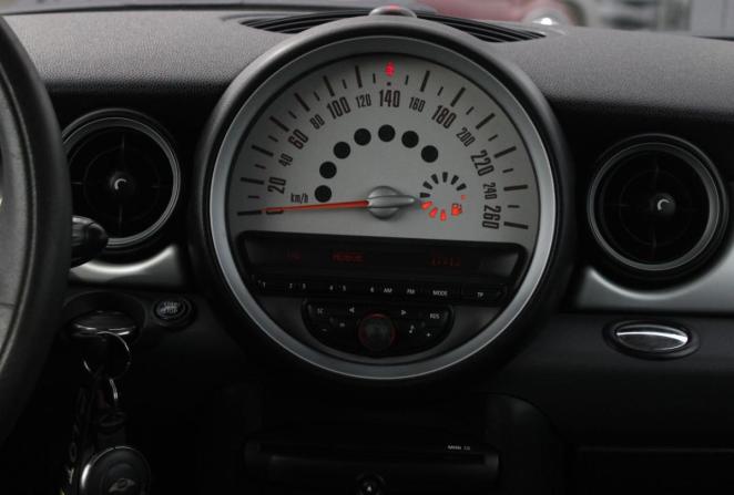 Mini Hatch II (R56) Рестайлинг с пробегом 2011 года, цена 780 000 рублей, 135467 км, хэтчбек, Автокод Объявления