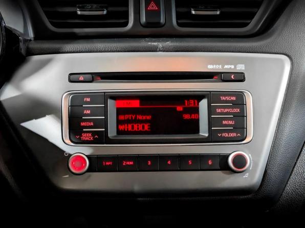 Kia Rio III Рестайлинг с пробегом 2016 года, цена 1 030 000 рублей, 98870 км, седан, Автокод Объявления
