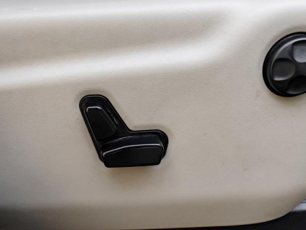 Jeep Grand Cherokee IV (WK2) с пробегом 2011 года, цена 1 985 000 рублей, 204431 км, внедорожник, Автокод Объявления