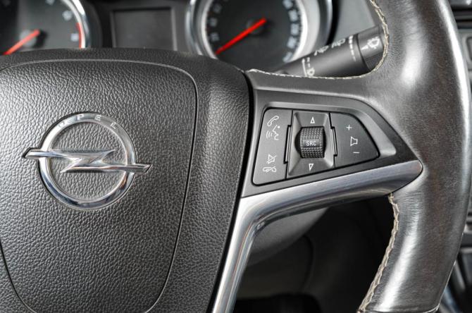 Opel Mokka I с пробегом 2014 года, цена 1 599 000 рублей, 113000 км, внедорожник, Автокод Объявления