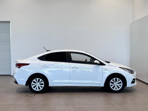 Hyundai Solaris II с пробегом 2018 года, цена 1 199 000 рублей, 244583 км, седан, Автокод Объявления