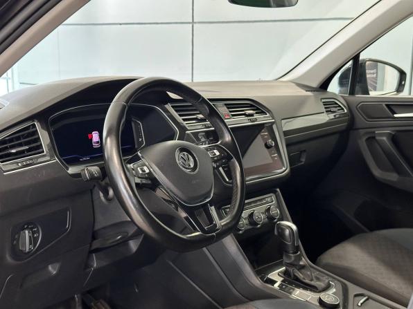 Volkswagen Tiguan II с пробегом 2020 года, цена 2 817 000 рублей, 93929 км, внедорожник, Автокод Объявления