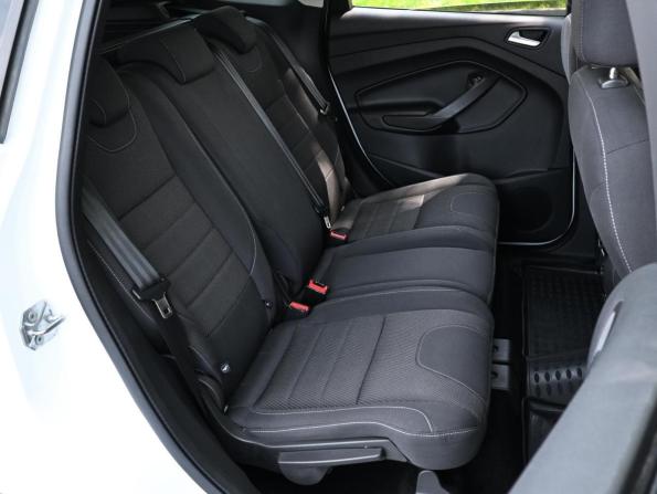 Ford Kuga II с пробегом 2015 года, цена 1 422 000 рублей, 111327 км, внедорожник, Автокод Объявления
