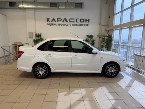 Lada (ВАЗ) Granta I с пробегом 2017 года, цена 750 000 рублей, 63000 км, седан, Автокод Объявления