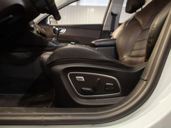 Renault Talisman I с пробегом 2018 года, цена 1 450 000 рублей, 269653 км, универсал, Автокод Объявления