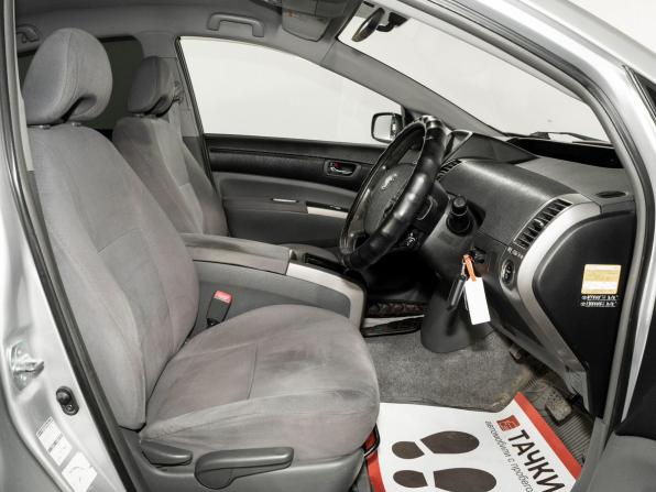 Toyota Prius II Рестайлинг (XW20) с пробегом 2008 года, цена 675 000 рублей, 430541 км, лифтбек, Автокод Объявления