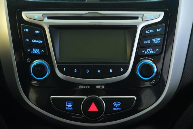 Hyundai Solaris I с пробегом 2011 года, цена 959 000 рублей, 243000 км, седан, Автокод Объявления