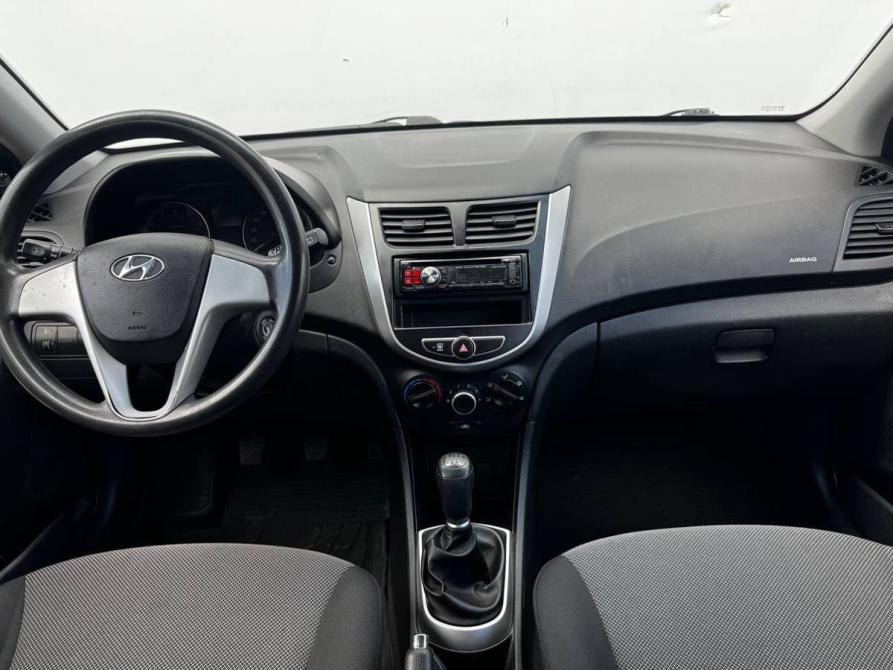 Hyundai Solaris I Москва  - изображение 9