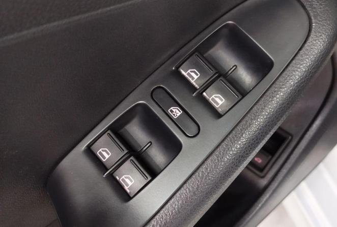 Volkswagen Jetta VI с пробегом 2013 года, цена 1 090 000 рублей, 228335 км, седан, Автокод Объявления